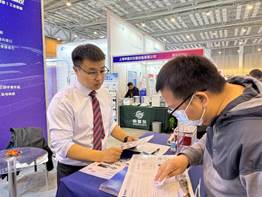 4b938fc6afdaec403aa5f1a39a0abf6